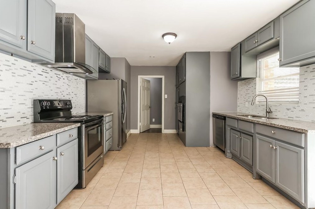 10026 Tolman St, Houston TX  77034-2820 exterior