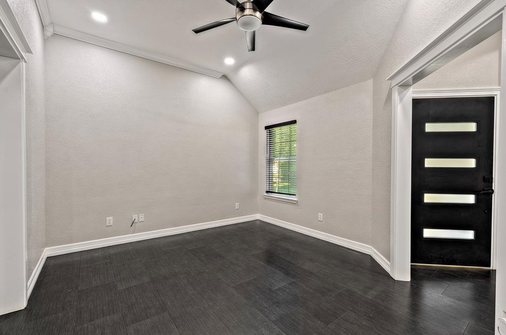 11027 Heron Vlg Dr, Houston TX  77064-4387 exterior