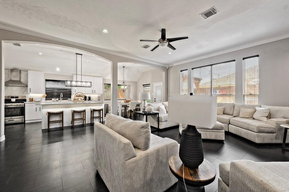 11027 Heron Vlg Dr, Houston TX  77064-4387 exterior