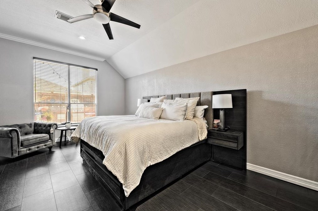 11027 Heron Vlg Dr, Houston TX  77064-4387 exterior