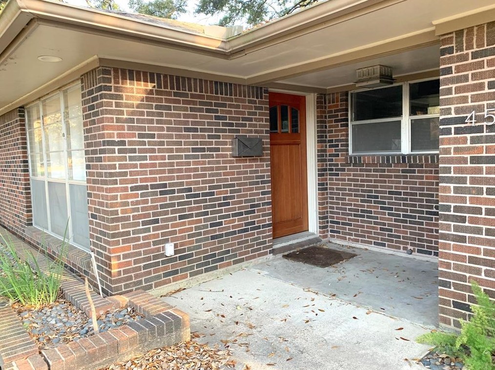 4505 Sanford Rd, Houston TX  77035-6037 exterior