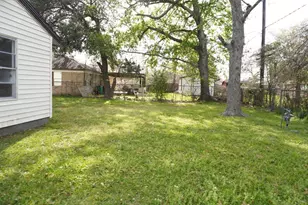1008 Largo St, Baytown, TX 77520 - Photo 15