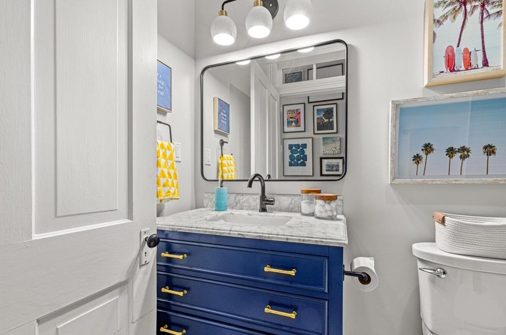 1517 33 St, Galveston TX 77550-6832 exterior