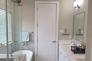 240 Julia St, Houston, TX 77022 - Photo 25