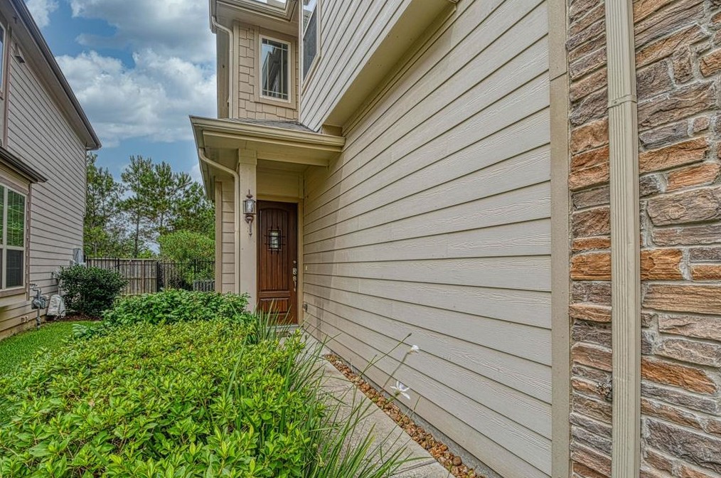 59 Aventura Pl, Spring TX  77389-2016 exterior