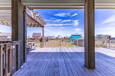 13111 Buccaneer Parkway, Freeport, TX 77541 - Photo 19