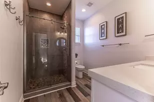 13111 Buccaneer Pkwy, Freeport, TX 77541 - Photo 11