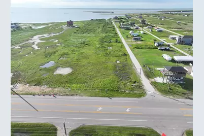 1021 Faggards Road, Gilchrist, TX 77617 - Photo 7