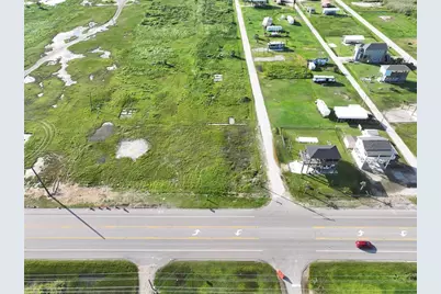 1021 Faggards Road, Gilchrist, TX 77617 - Photo 29