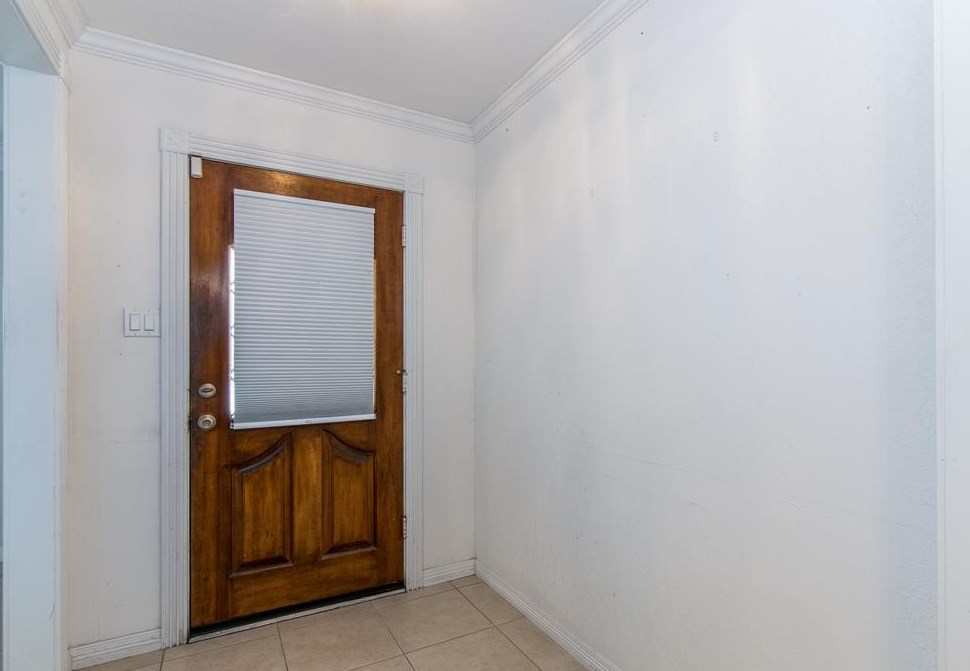 6230 Spruce Forest Dr, Houston TX  77092-2350 exterior