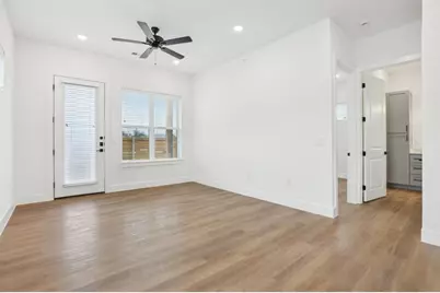 1601-422 Mustang Drive, Marble Falls, TX 78654 - Photo 5