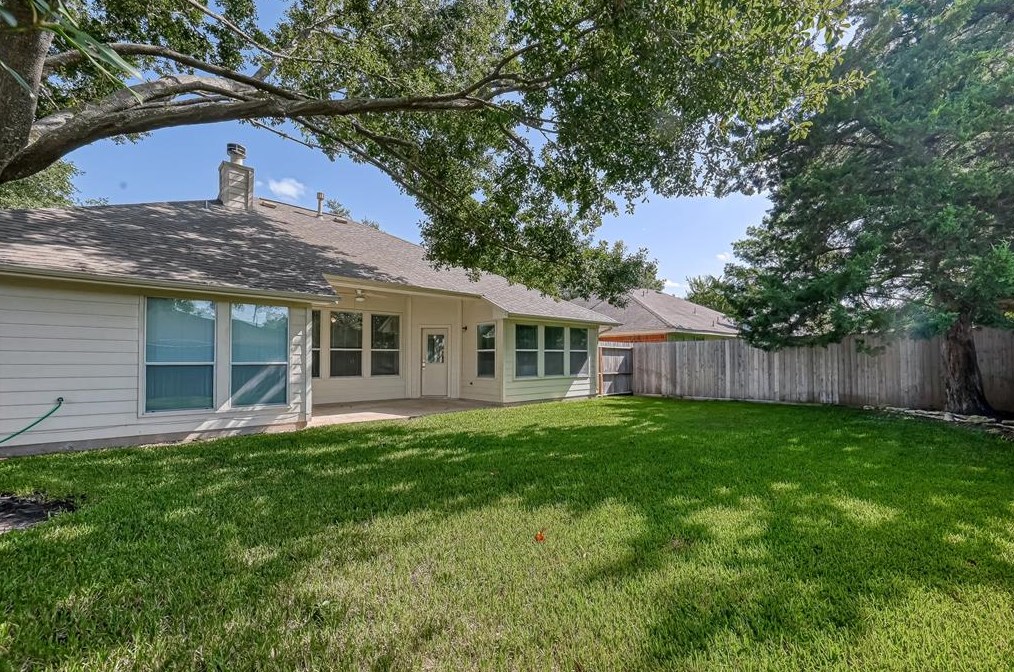 16119 Aberdeen Frst Dr, Houston TX  exterior