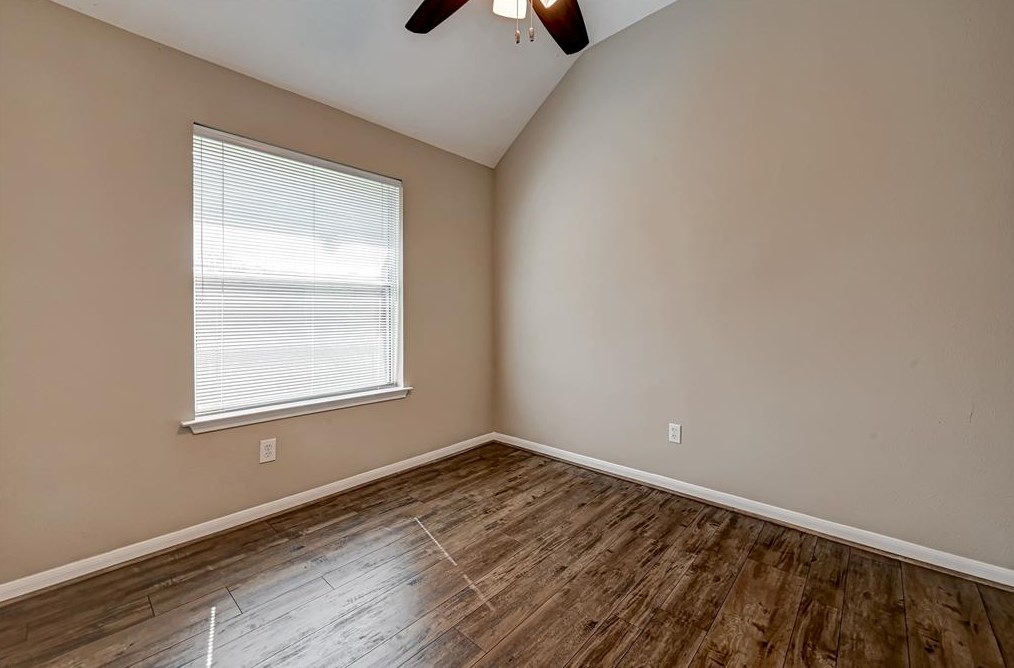 16119 Aberdeen Frst Dr, Houston TX  exterior