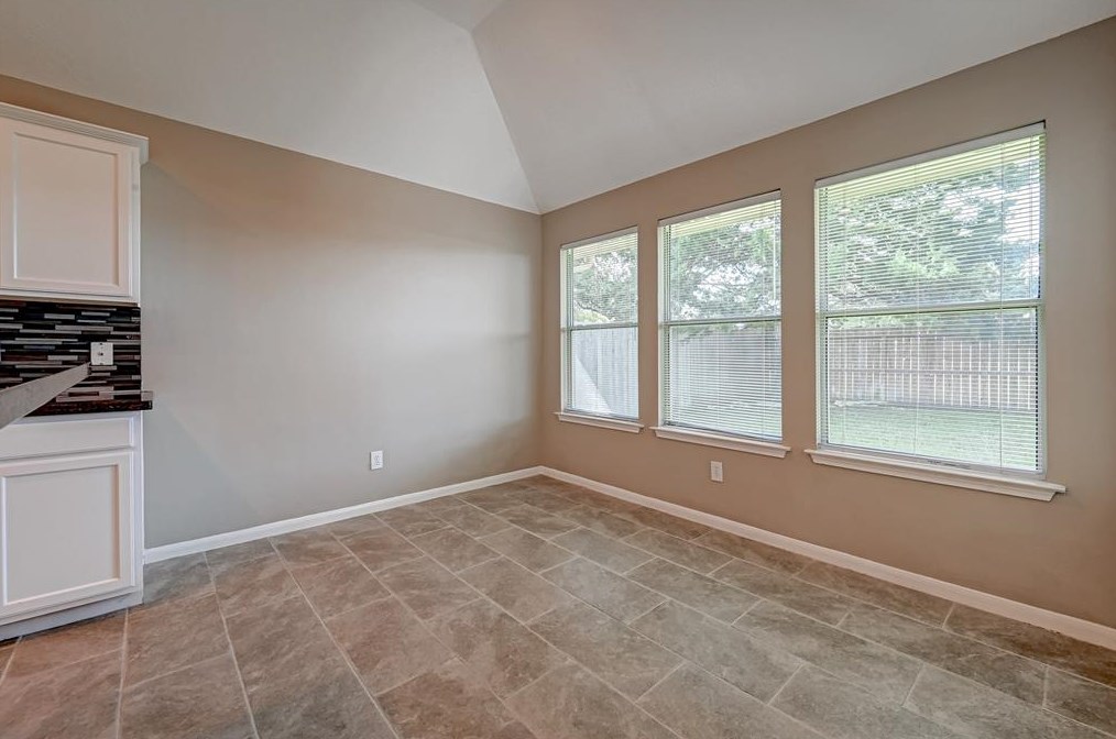 16119 Aberdeen Frst Dr, Houston TX  exterior