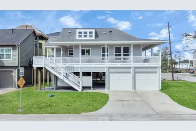 710 Kipp Avenue, Kemah, TX 77565 - Photo 1