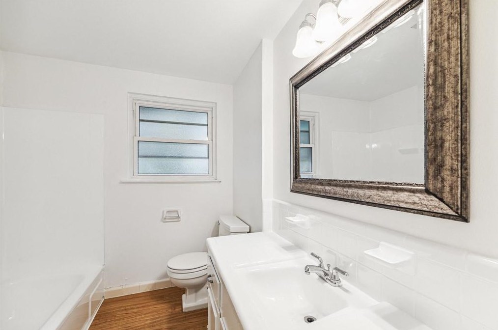 7218 Triola Ln, Houston TX  77074-4717 exterior