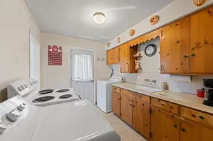 208 Francisco Lemos St, Kerrville, TX 78028 - Photo 13