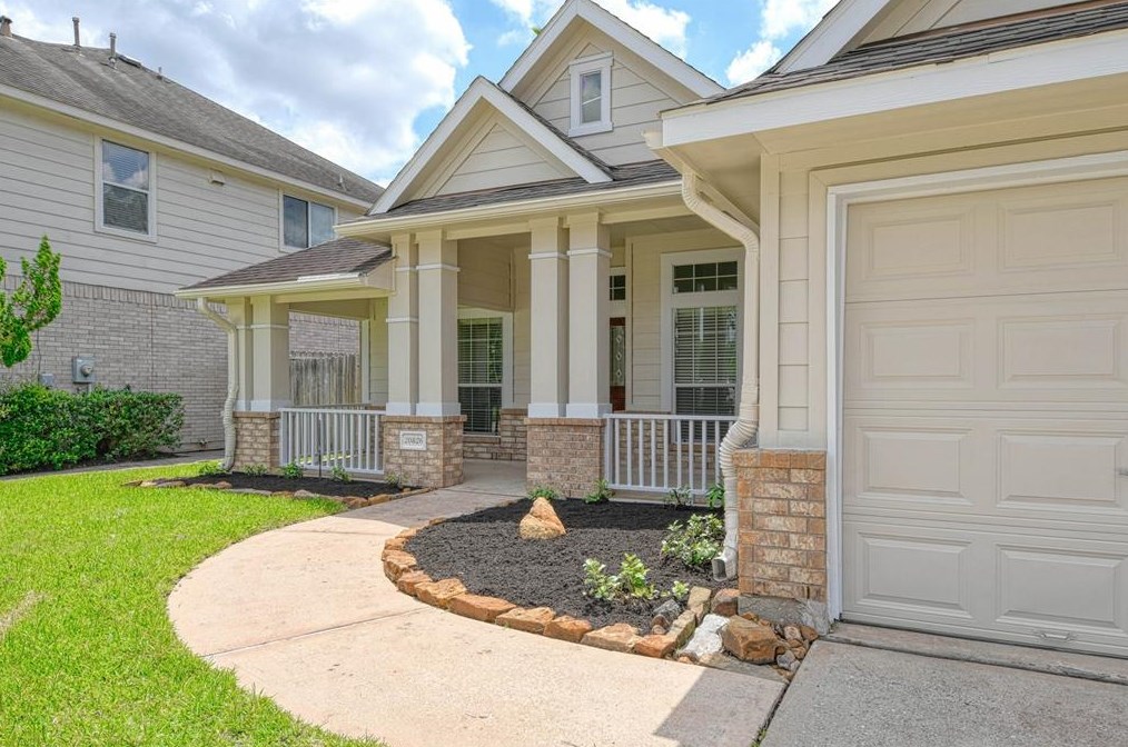 20826 Meadowhill Dr, Spring TX  77388-4236 exterior