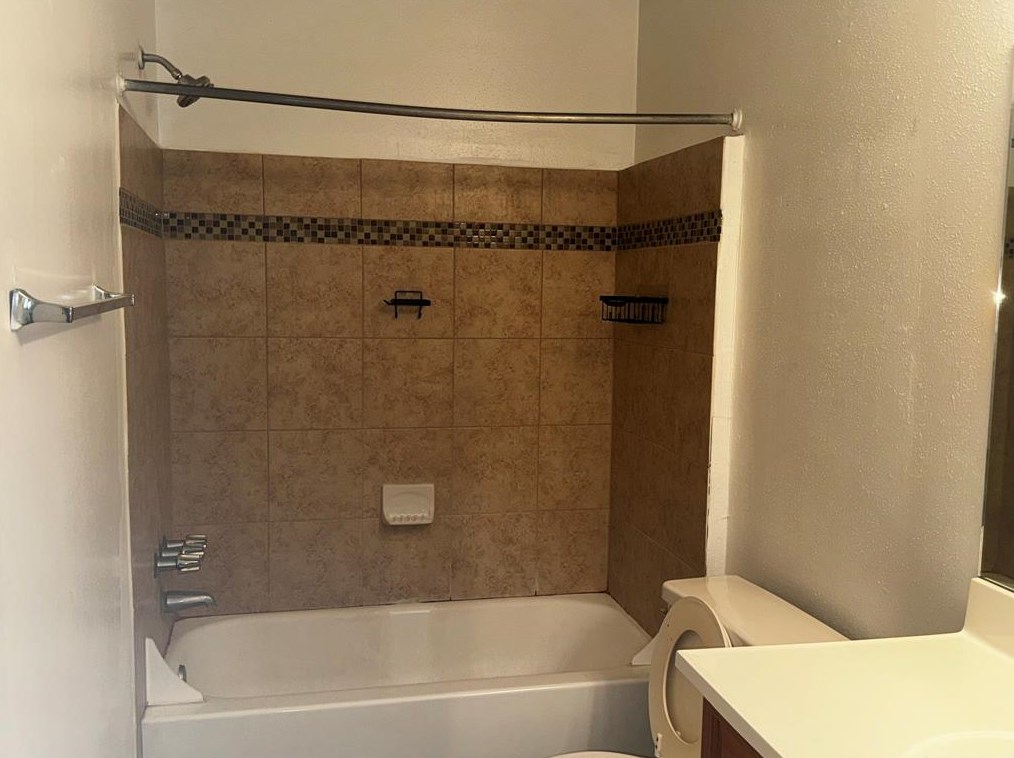 9622 Thistle Trl Dr, Houston TX 77070-1963 exterior