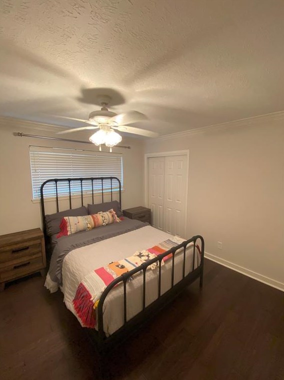 5607 43 St, Houston TX  77022-4634 exterior