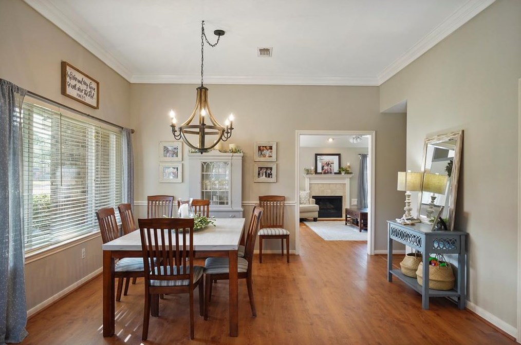 5803 Malcomboro Dr, Houston TX 77041-6582 exterior