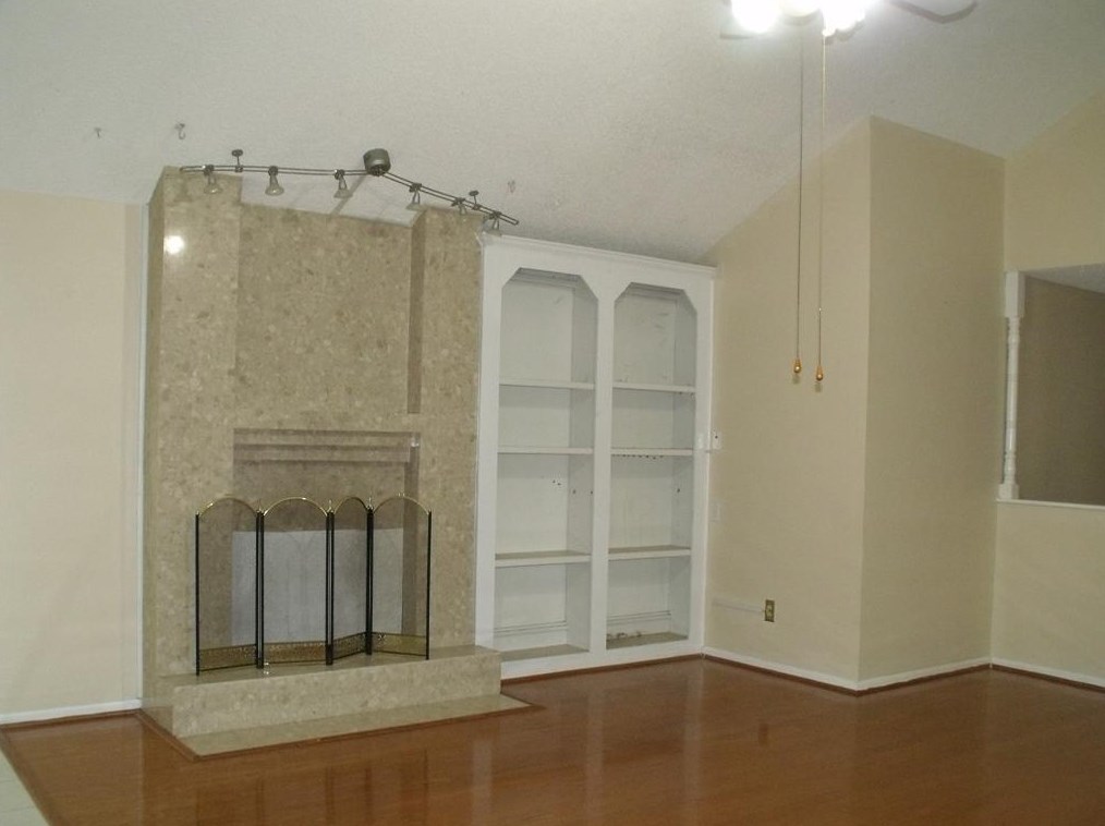 12826 Ashford Meadow Dr, Houston TX  77082-2137 exterior