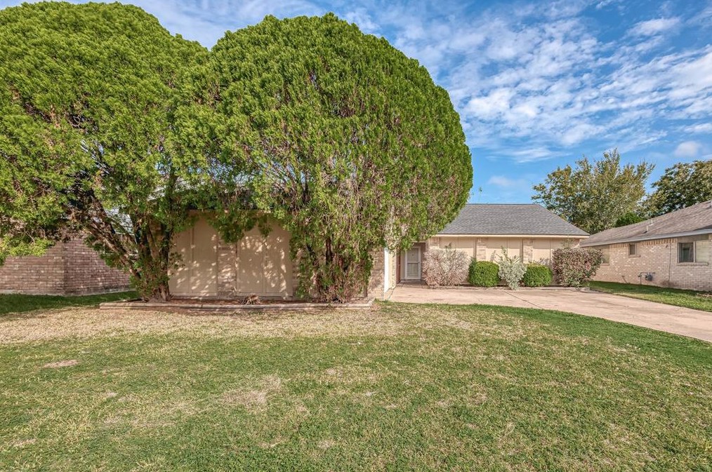 15934 Beechnut St, Houston TX  77083-5314 exterior