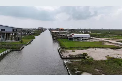 1400 Van Sant, Gilchrist, TX 77617 - Photo 13