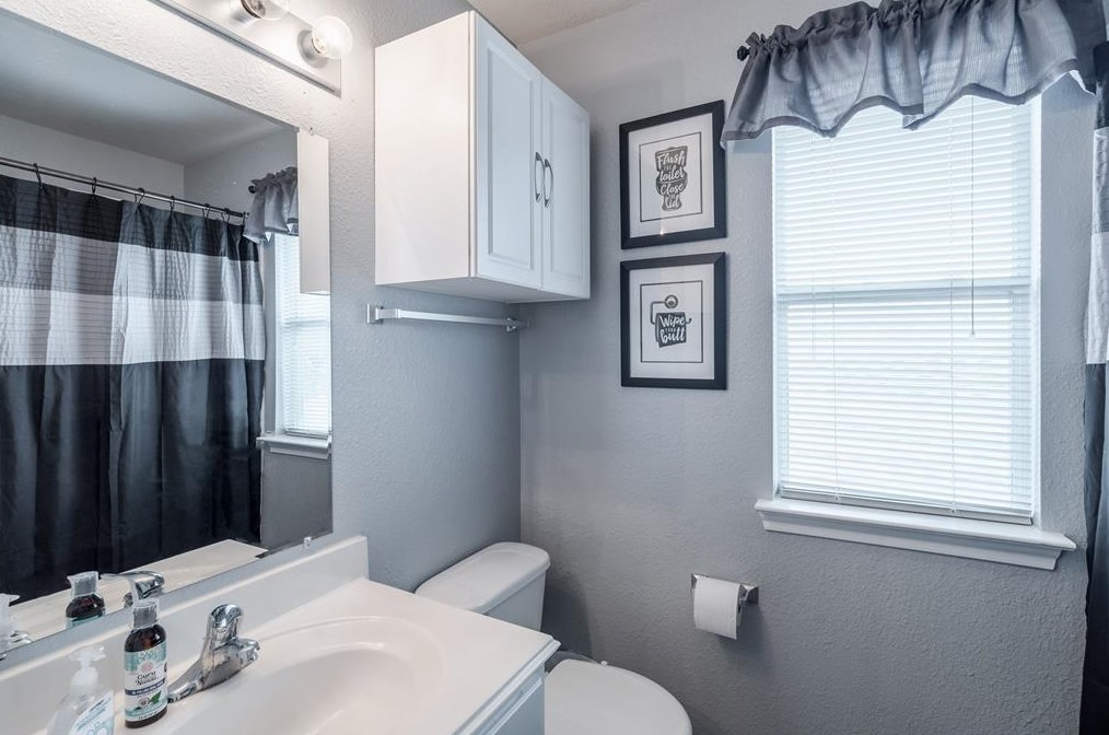 6722 Mahan Wood Dr, Humble TX 77346-3363 exterior