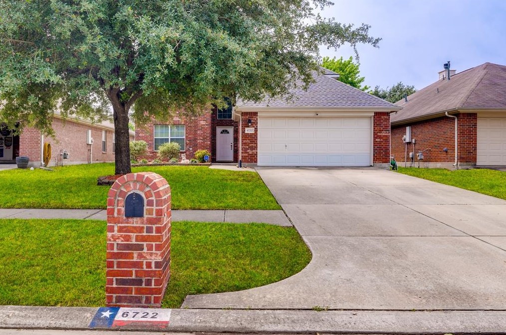 6722 Mahan Wood Dr, Humble TX  77346-3363 exterior