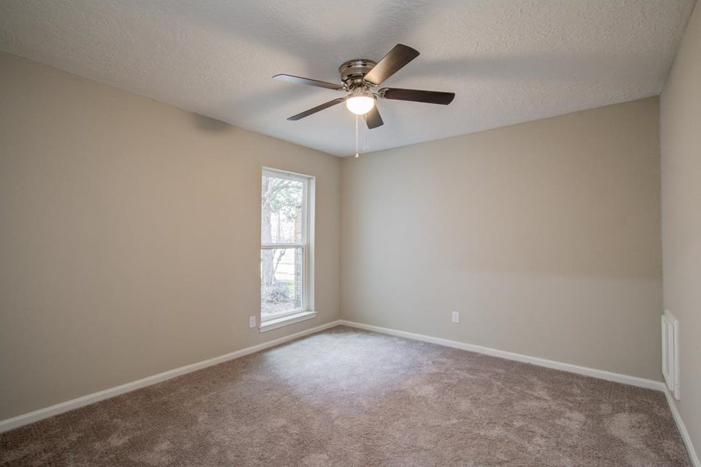 8903 Abbeydale Dr, Houston TX  77031-3002 exterior