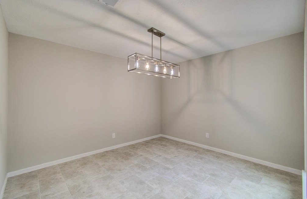 8903 Abbeydale Dr, Houston TX  77031-3002 exterior