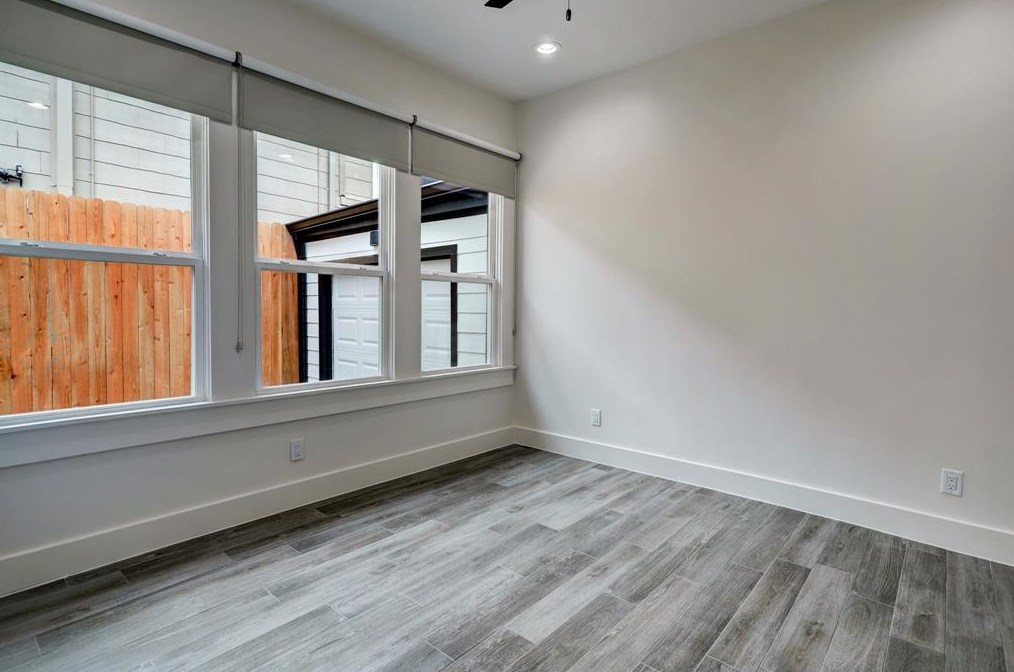 1405 Maryland St, Houston TX  77006-1819 exterior