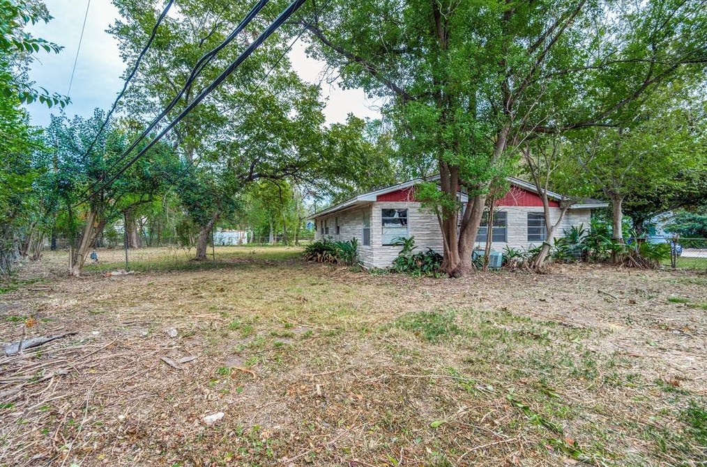 3215 Soway, Houston TX 77080-3519 exterior