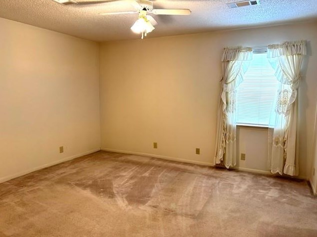 113 Persimmon Ln, Richwood TX  77566-4633 exterior