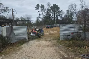 8911 Bayou Ridge Dr, Houston, TX 77338 - Photo 5