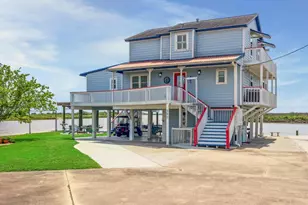 395 Redfish Dr, Freeport, TX 77541 - Photo 1