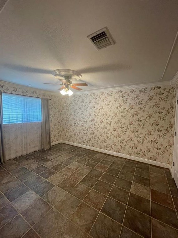 7546 Maple Tree Dr, Houston TX  77088-6842 exterior