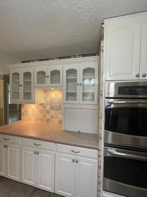 7546 Maple Tree Dr, Houston TX  77088-6842 exterior