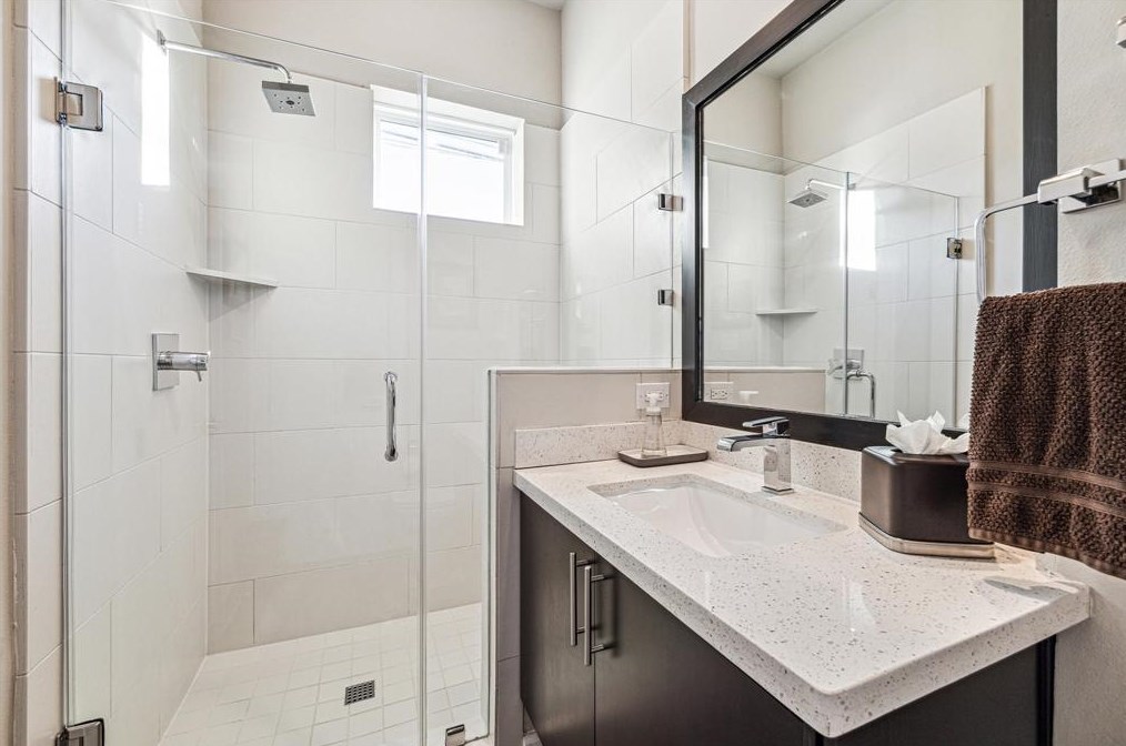 1513 Elgin St, Houston TX  77004-2836 exterior