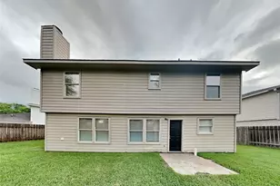 18481 Sunrise Oaks Ct, Montgomery, TX 77316 - Photo 13