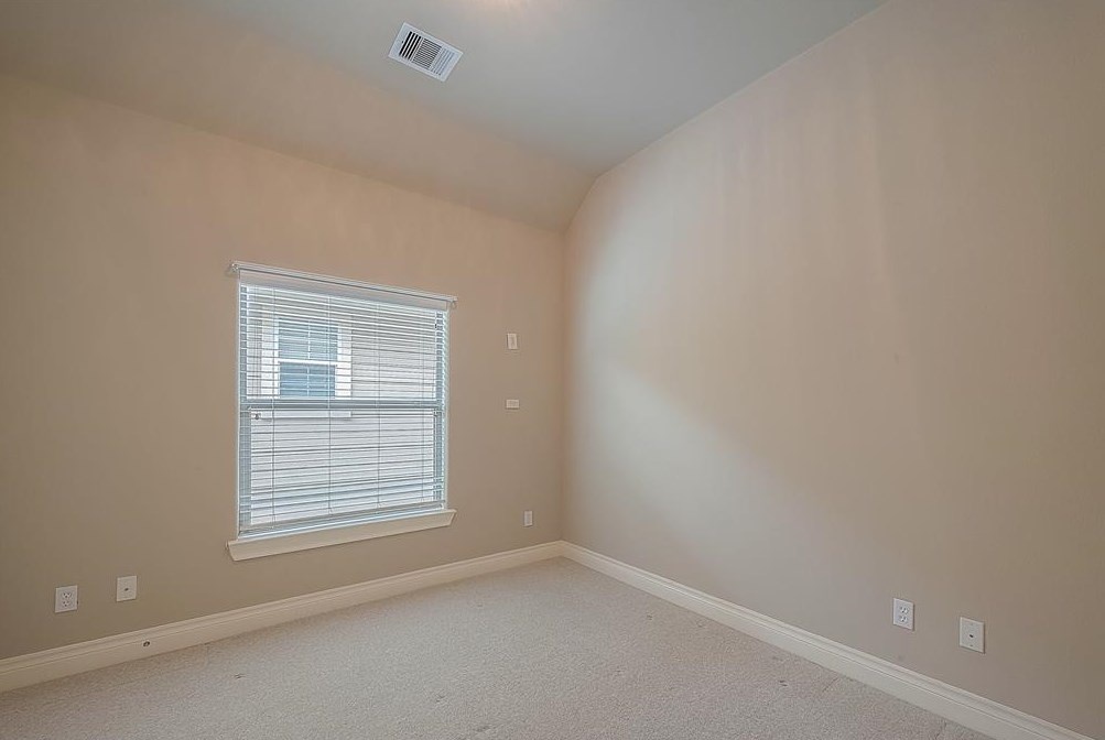 9113 Creekstone Lk Dr, Houston TX  77054-1029 exterior