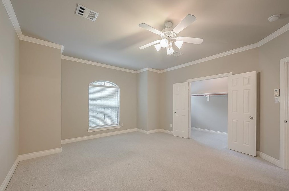 9113 Creekstone Lk Dr, Houston TX  77054-1029 exterior