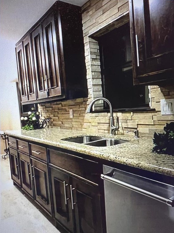19207 Casper Dr, Spring TX  77373-5705 exterior