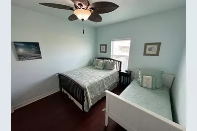 2108 Mills, Crystal Beach, TX 77650 - Photo 37