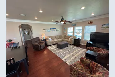 2108 Mills, Crystal Beach, TX 77650 - Photo 21