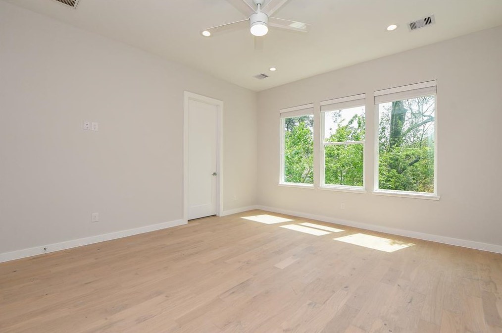 5532 Darling St, Houston TX  77007-1855 exterior