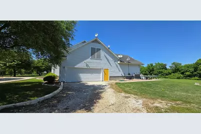 8660 Cedar Hill Road, Brenham, TX 77833 - Photo 33