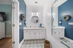 859 Main St, Crystal Beach, TX 77650 - Photo 27