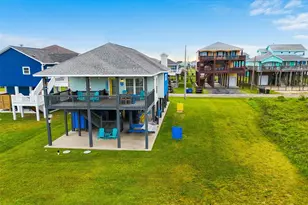 859 Main St, Crystal Beach, TX 77650 - Photo 39